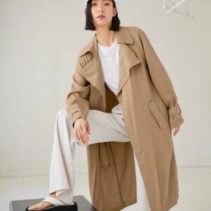 Aritzia Babaton Lawson Trench in Beige